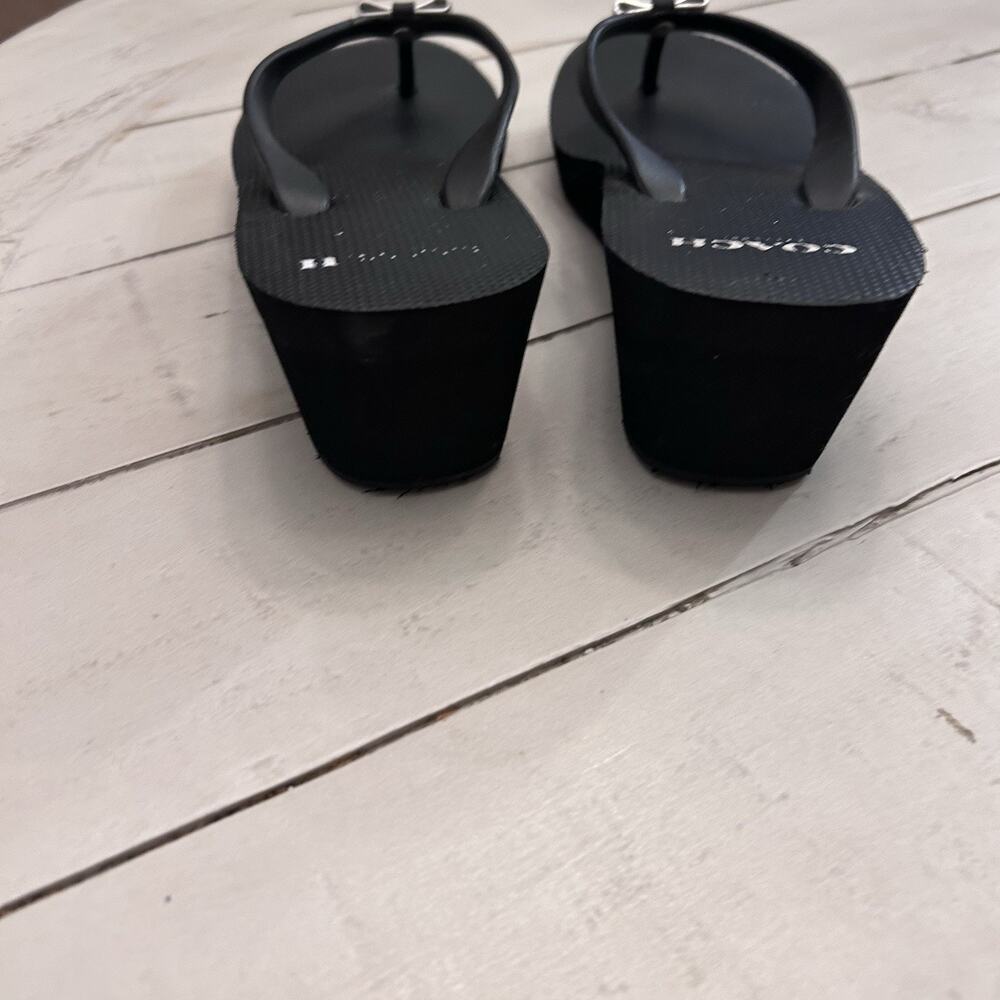 Coach Slides - Picture 4 of 7